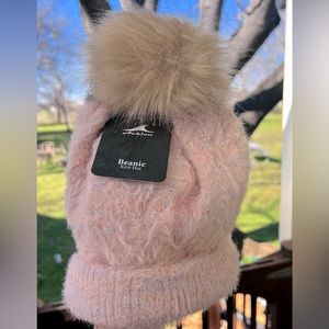 Achiou knit Beanie with Pom Pom